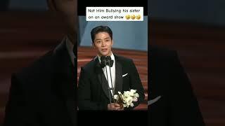 Not him bullying his sister on an award show  #rowoon #kimrowoon #awardshow #sf9 #kpop #shorts