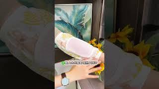 天气越来越热，每次抱娃手臂和宝宝脖子都是汗，带上手臂凉席隔热排汗，大人小孩都舒服#母婴好物#育儿经验分享 #手臂凉席#冰丝袖#宝宝用品 #新生儿 #夏季必备 #抱娃必备