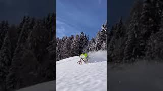 ️Snow biking!️