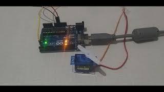 Servo motor control with Arduino