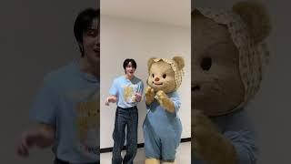 Dance with Butterbear#mike #m1keangelo #mikeangelo