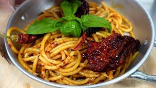 Bucatini alla Paparia - Red Spicy and Fragrant without tomato!