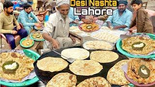 DESI NASHTA SAAG PARATHA IN LAHORE | CHEAPEST STREET FOOD DESI NASHTA |SAAG ALOO PARATHA Moli Pratha