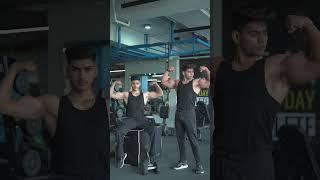 front double bicep ka poss Sani bhai#gym #lovers status#reels