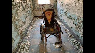 Exploring the HAUNTED Dark Hallways of a Psychiatric Hospital in Queens NY - Unexplained Activity!