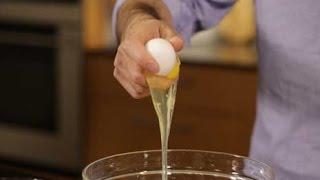 Mastering the Basics Crack an Egg with One Hand