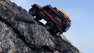 Traxxas TRX4 Defender D110 Rock Crawling