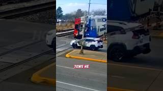  Растерялся на переезде и вот, что получилось! | Новостничок