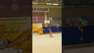 "Осенний перезвон"  #художественнаягимнастика #2019 #булавы #shortsvideo #спорт #лина