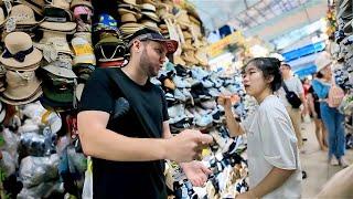 Vietnamese Girl Beats Me in Da Nang Fake Market! 