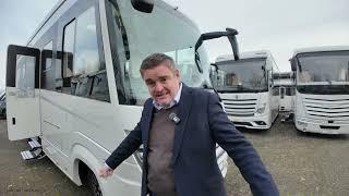 NIESMANN CARAVANING CHEF HANDELT KNALLHART Nagelneue Wohnmobile Concorde Charisma radikal reduziert