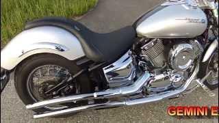 My YAMAHA V-STAR 1100 CUSTOM with GEMINI EXHAUST DRAG PIPES Model: CALIGULA