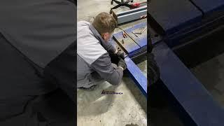 Демонтаж 4-х стоечного подъёмника от компании Азбука Автосервиса #подьемник #четырехстоечный