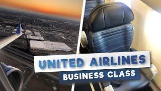 UNITED REGIONAL FIRST CLASS [BUSINESS] EXPERIENCE | AMAZING SUNRISE ABOVE CHICAGO