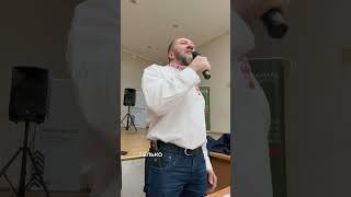 От разлуки сердце скачет. В чьи бы двери не входил... Автор: Александр Чернов