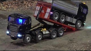 RC Truck Scania 8x8 picks up 6x6 Truck - Wunderwelt Modellbau St.Pölten 2018