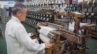 How an Old Silk Craftsman Makes Silk Fabric by Spinning Silkworm Thread