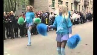 Танец бомжы под Mendez-Carnaval