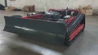Muddy spring conditions after snowmelt demand tracked mowers for large lawns.