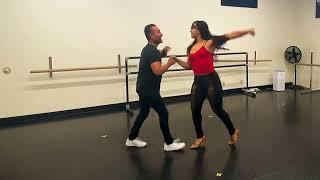 Intermediate Salsa Combination by Alejandro Sol and Cristina Florez