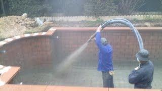 CUM SE TORCRETEAZA  / BETONEAZA O PISCINA - BETON PROIECTAT  www.albadecor.ro