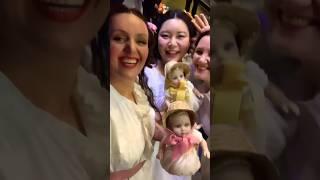 پشت صحنه اپرا-Lisa‘s friends having fun #backstage #deutscheoperberlin #queenofspades