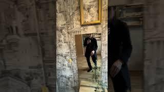 КВАРТИРА-ЛЕГЕНДА 2000-х: 85 м² с КУХНЕЙ 16 м², Мастерской и... ЭТОЙ АУРОЙ! | Почему купят ЭТО?"