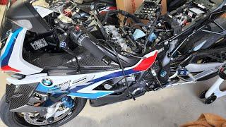 Upgrading my BMW M1000RR to stage 2 Brentuning, sprint air filter, and Brentuning velocity stacks!!!