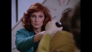 Star Trek  : TNG   -Lore Demonstrates Emotional Manipulation and Fast Reflexes