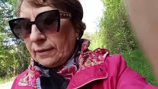 Некомфортно даже в лесу снимать. Воспоминания навеяло.