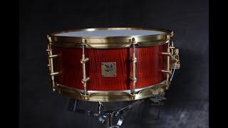 Lignum Drums Sycamore Maple 14x5,5 / fiddleback / ony ply steam bent.