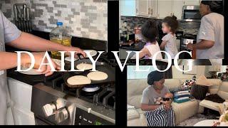 DAILY VLOG: MAKING BREAKFAST WITH THE KIDS + MULTITASKING WITH A NEW BABY