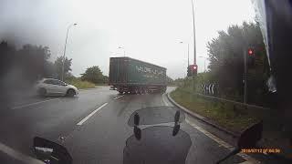 Near miss at M61-M65 Jct