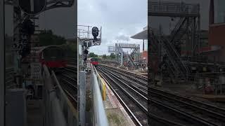 Rando York - Shorts and Trains is live! Busy morning at Finchley Road Tube station