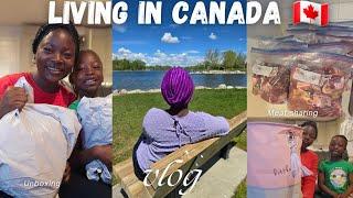 LIVING IN CANADA: MEAT SHARING| UNBOX WITH US| FAMILY TIME  #vlog #unboxing