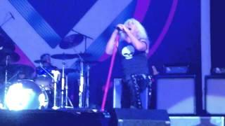 Twisted Sister - Wake Up The Sleeping Giant (live @ Graspop 2012)