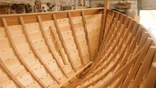 Irish Shipwright Builds Stunning 14ft Clinker Punt | Steam Bending Oak Ribs