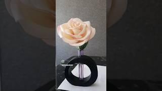 Plaster vase 