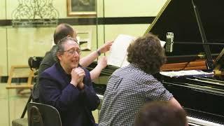 Jean-Marc Luisada teaches José Navarro Silberstein Mozart Piano Concerto No. 24, KV 491, c-minor.