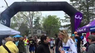 Woodstock Women's Cycling Grand Prix 2016 through the crowd