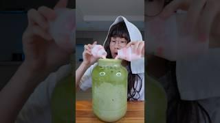 How to make Iced Strawberry Matcha