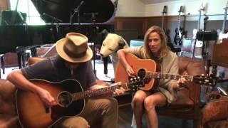 Sheryl Crow & Jeff Trott - "My Favorite Mistake" - Live Acoustic Duo (24-07-2017)