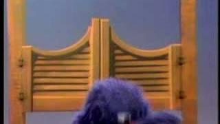 Sesame Street (Vintage) - Grover Around