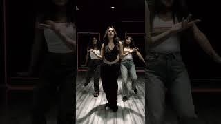 Here’s the Hookstep of #Kaavaalaa ️‍ #anirudh #jailer #rajinikanth #shorts #tamannaah #kaavaalaa