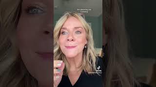 Lip Oils #hydratedlips #glossylips #lipoils #lippie #womenover50 USA