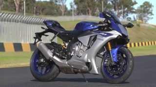 Yamaha R1 First Ride (Bike World)