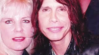 AEROSMITH LIVE WITH VINTAGE UNPUBLISHED PHOTOS BY SALLY STEELE