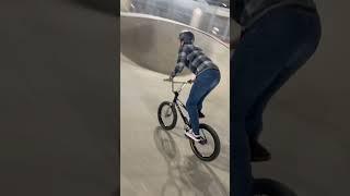 The more simple tricks on a Bmx #bmx #ridebmx #rideordie