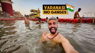 ENTREI no GANGES! O RIO mais SAGRADO e POLUÍDO da ÍNDIA!