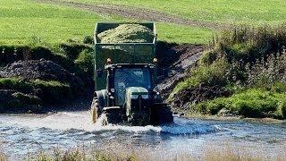 New Holland T6. Shows its Swimming Style! - More on Cross-River Silaging.